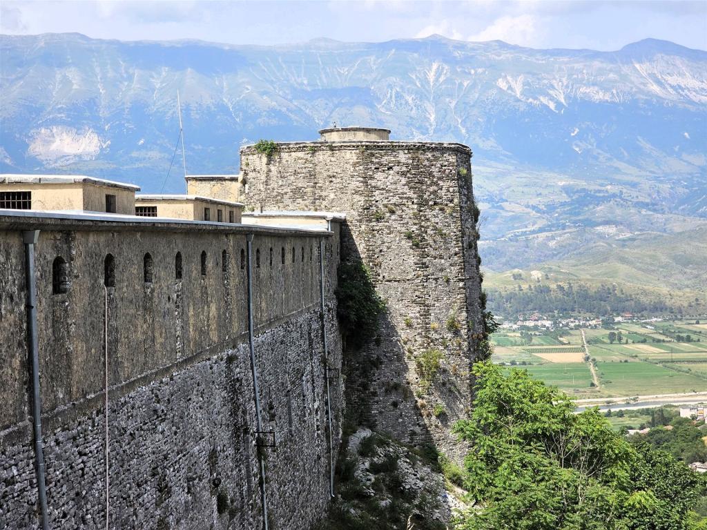 E-Bike Tour Albanien Fahrradfahren (35)