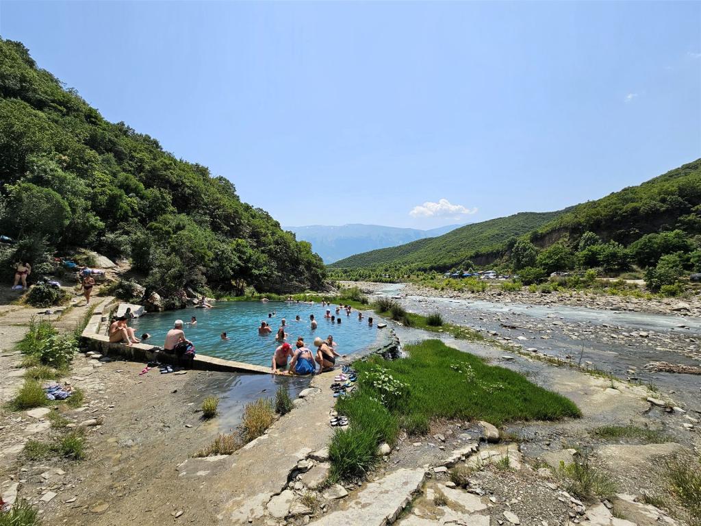 E-Bike Tour Albanien Fahrradfahren (3)
